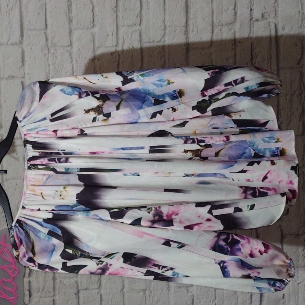 Jennifer Lopez Floral Women's Top - Multicolor - Picture 6 of 7
